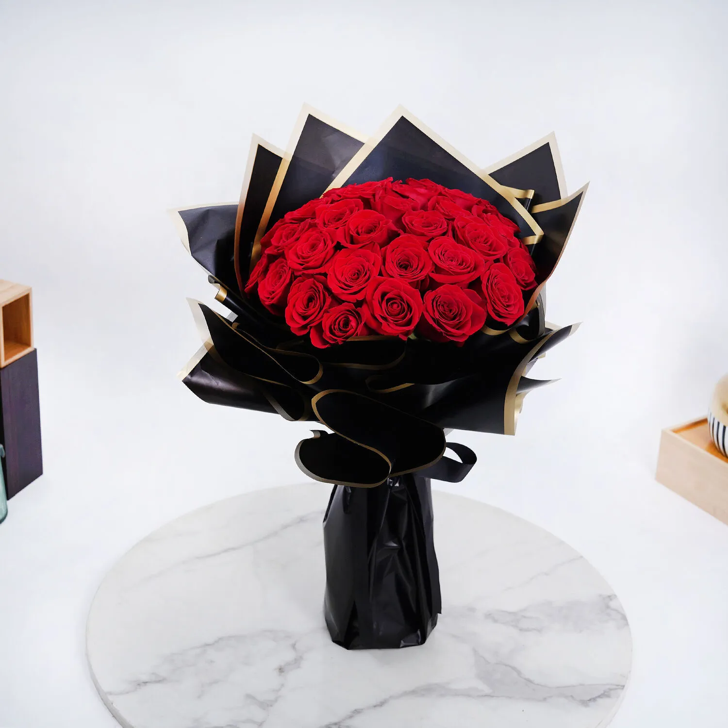 FLOWERS GIFTS & THINGS